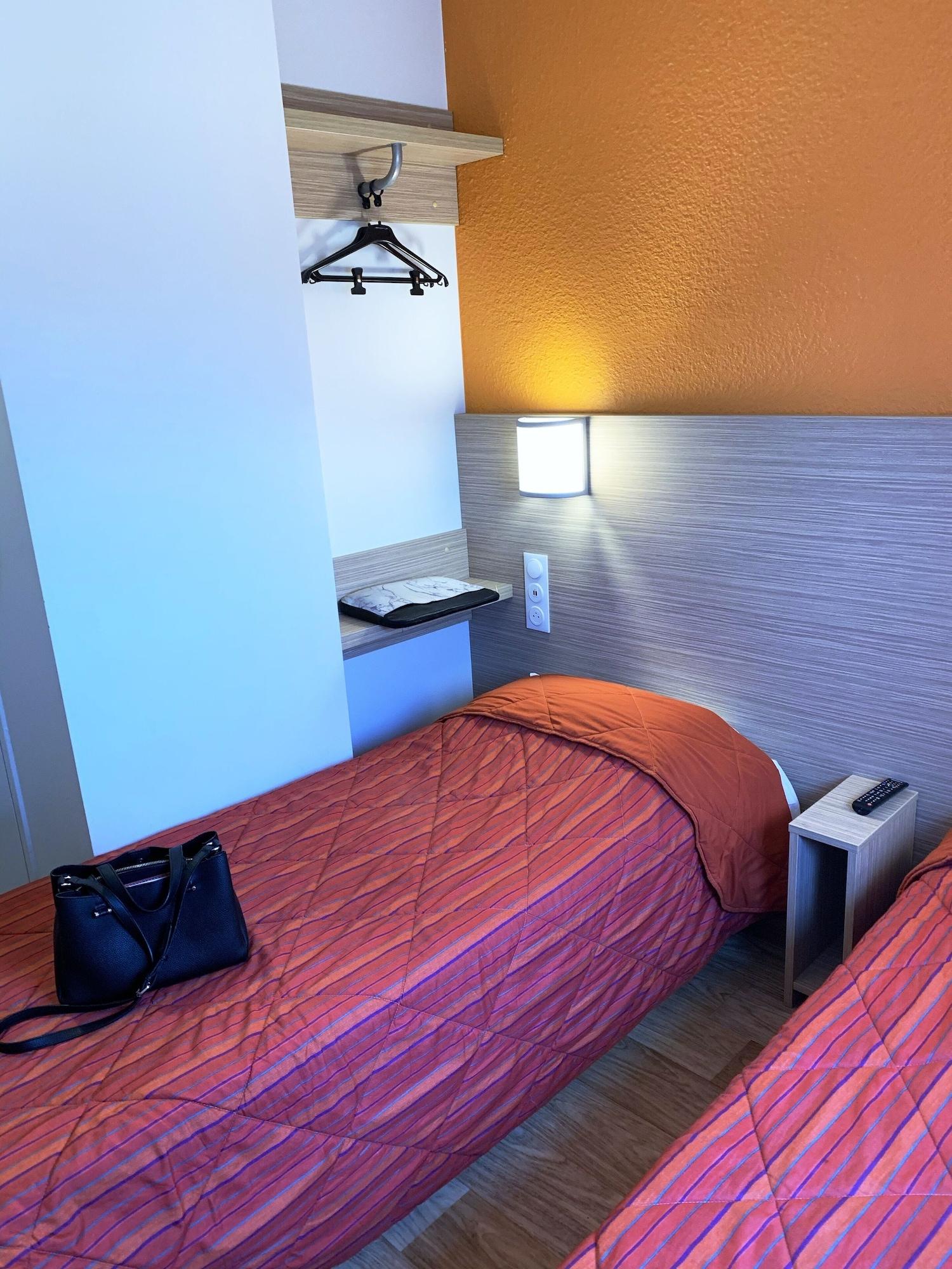 Hotel Premiere Classe Arras - Les Mofflaine